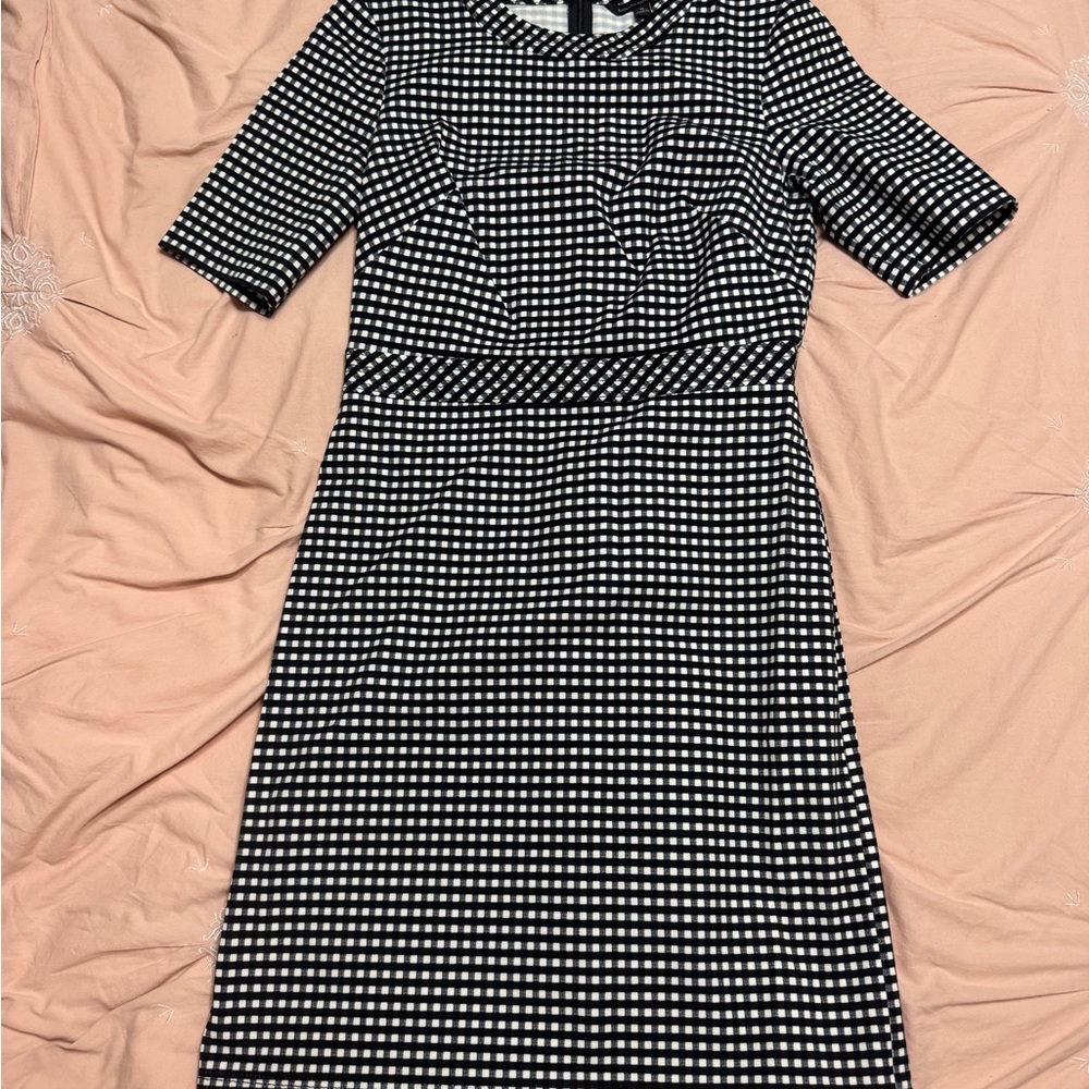 Banana Republic Black and White Midi Sheath Dress